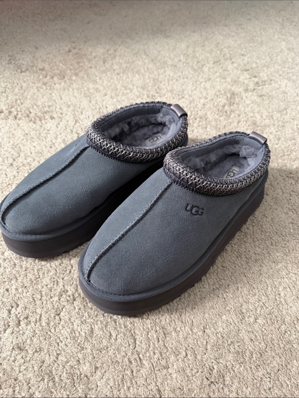 UGG Platform Tasman